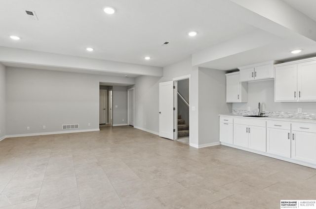 9518 Sterling Circle, Plattsmouth, NE 68048