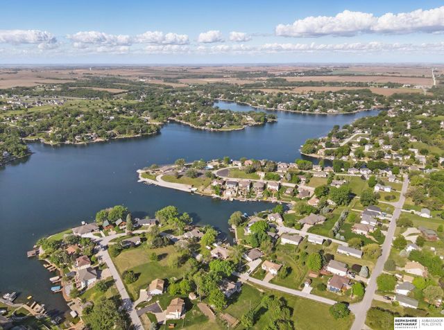 9518 Sterling Circle, Plattsmouth, NE 68048