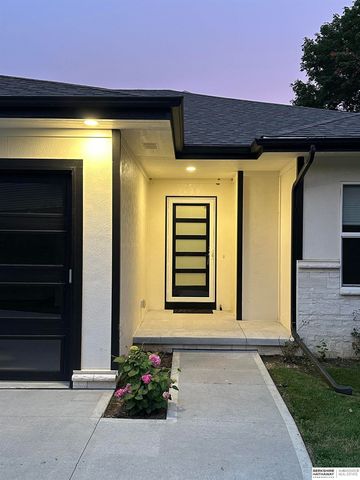 9518 Sterling Circle, Plattsmouth, NE 68048