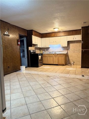 1611 Rosemary Street, Savannah, GA 31415