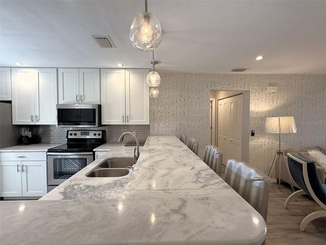 3001 58TH AVENUE S 610, St Petersburg, FL 33712