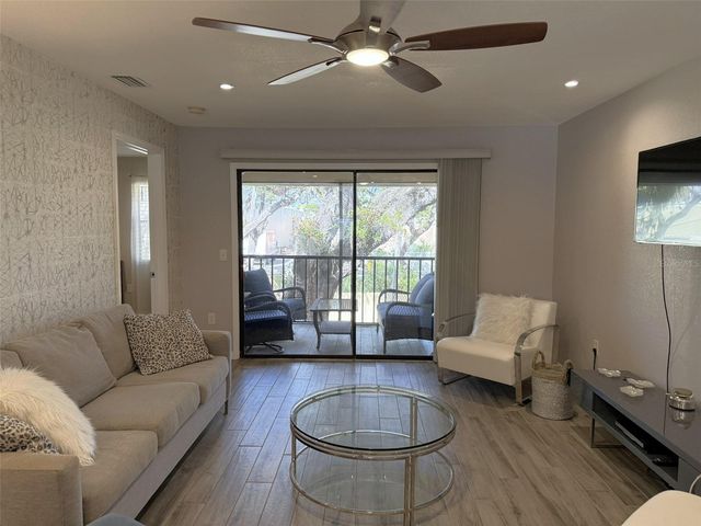 3001 58TH AVENUE S 610, St Petersburg, FL 33712