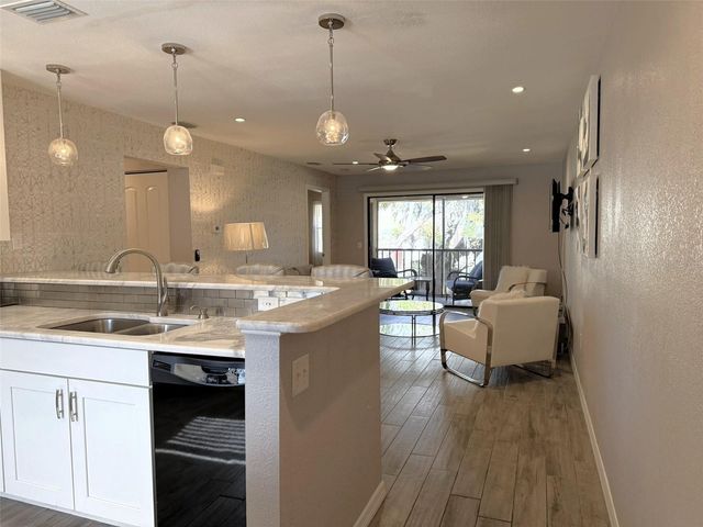 3001 58TH AVENUE S 610, St Petersburg, FL 33712