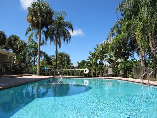 3001 58TH AVENUE S 610, St Petersburg, FL 33712