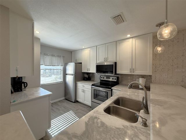 3001 58TH AVENUE S 610, St Petersburg, FL 33712