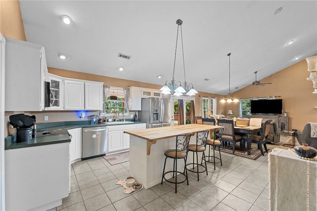 9225 Charles Street, Rogers, AR 72756