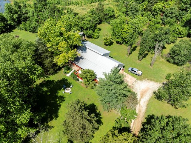9225 Charles Street, Rogers, AR 72756