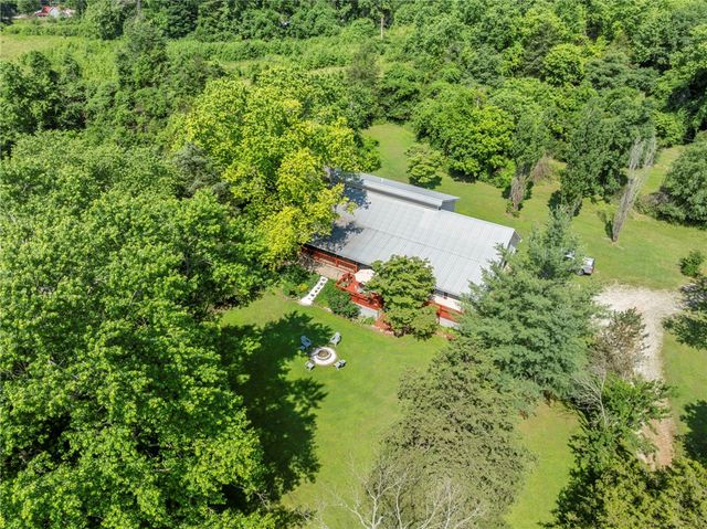 9225 Charles Street, Rogers, AR 72756