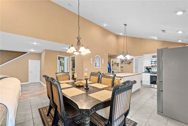 9225 Charles Street, Rogers, AR 72756