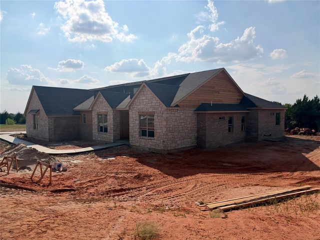 1272 High Meadow Lane, Goldsby, OK 73093