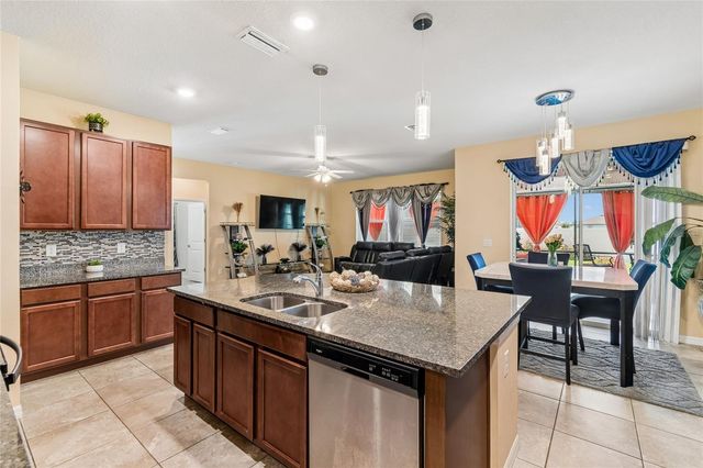 11804 BLUEGRASS FIELD COURT, Riverview, FL 33579