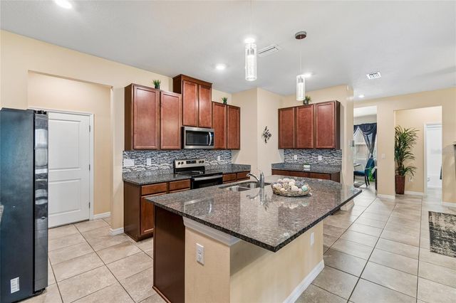 11804 BLUEGRASS FIELD COURT, Riverview, FL 33579