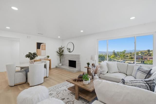 12306 Gay Rio Drive, Lakeside, CA 92040