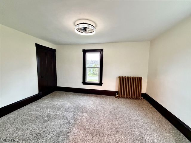 559 Jackson Street, Hubbard, OH 44425