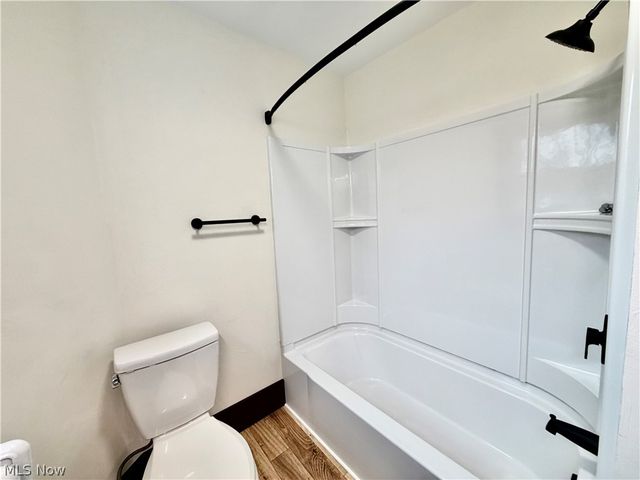 559 Jackson Street, Hubbard, OH 44425