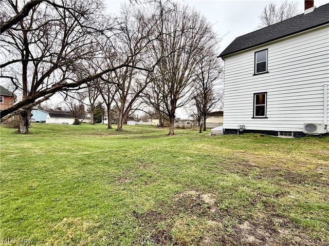 559 Jackson Street, Hubbard, OH 44425