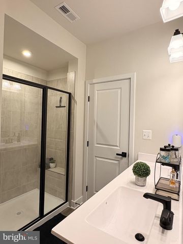 736 WATTS ST, Baltimore, MD 21217