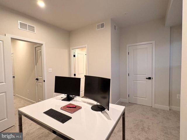 736 WATTS ST, Baltimore, MD 21217