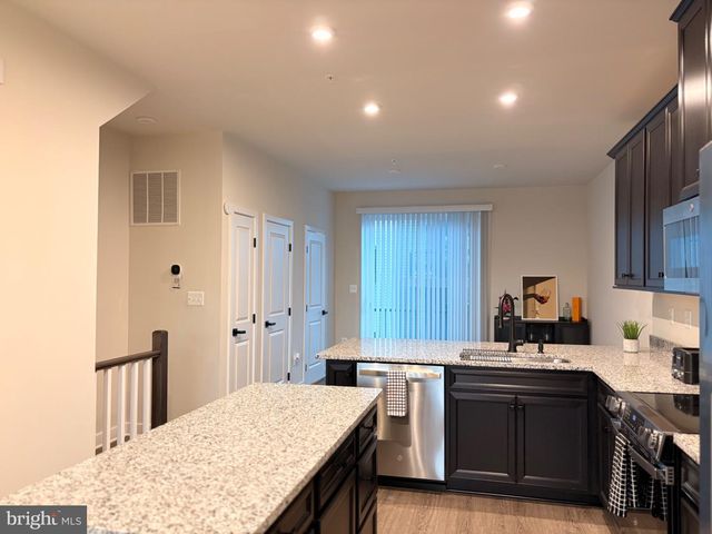 736 WATTS ST, Baltimore, MD 21217