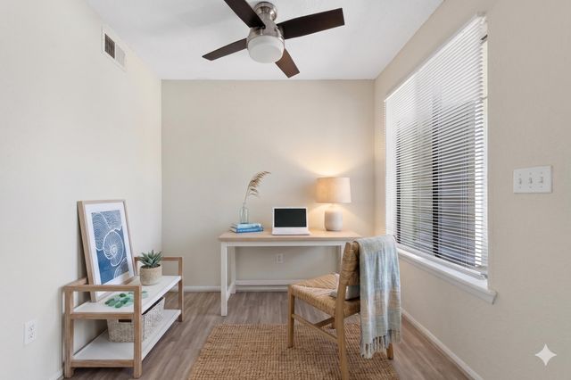1481 Center Street Apt 1301, Mount Pleasant, SC 29464