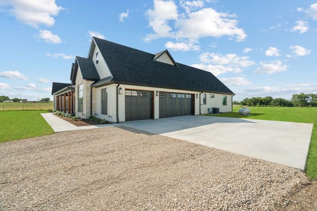 12160 Riek Road, Krum, TX 76249