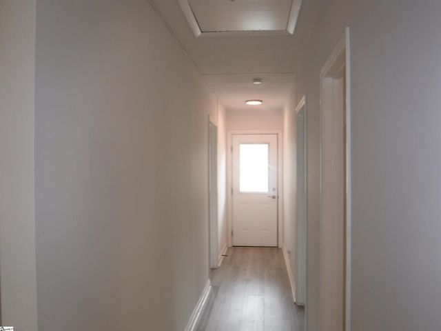 222 Woodview Avenue, Spartanburg, SC 29306