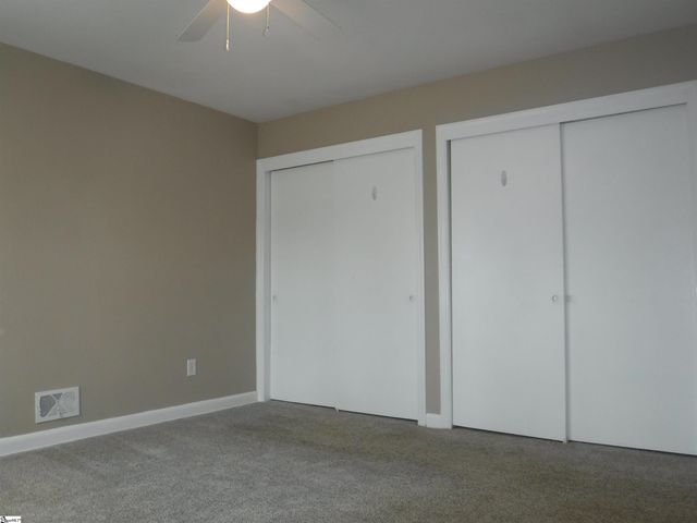 222 Woodview Avenue, Spartanburg, SC 29306