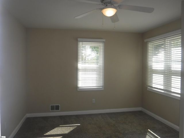 222 Woodview Avenue, Spartanburg, SC 29306