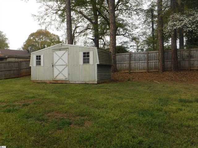 222 Woodview Avenue, Spartanburg, SC 29306