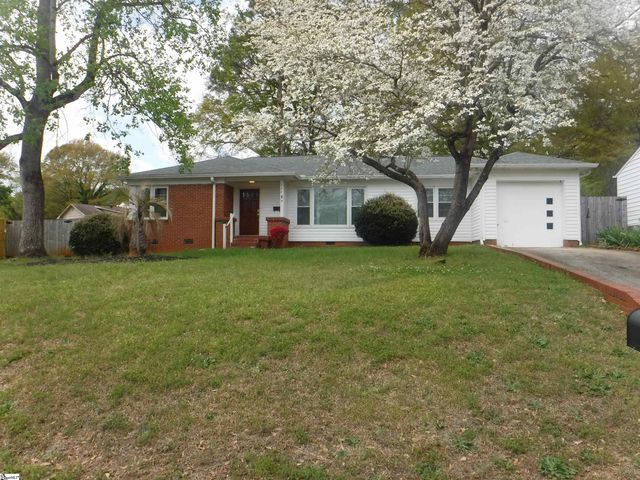 222 Woodview Avenue, Spartanburg, SC 29306