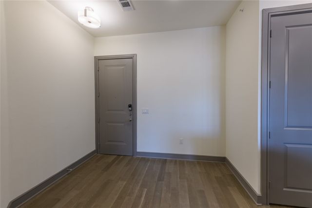 2700 Old Denton Road 4450, Carrollton, TX 75007