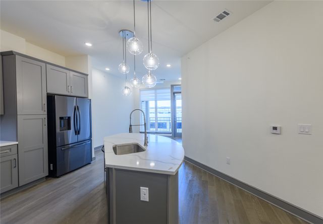 2700 Old Denton Road 4450, Carrollton, TX 75007