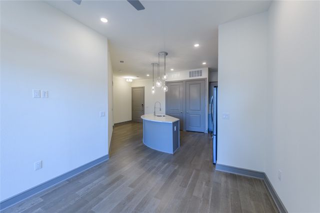 2700 Old Denton Road 4450, Carrollton, TX 75007