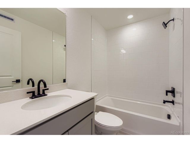 15172 W 69th Pl, Arvada, CO 80007