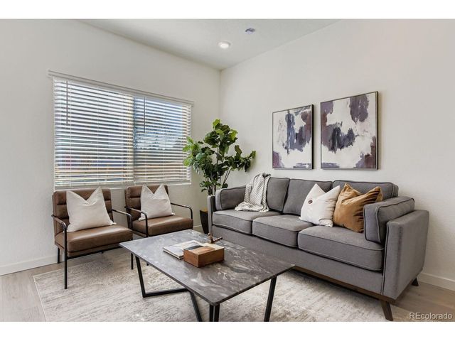 15172 W 69th Pl, Arvada, CO 80007