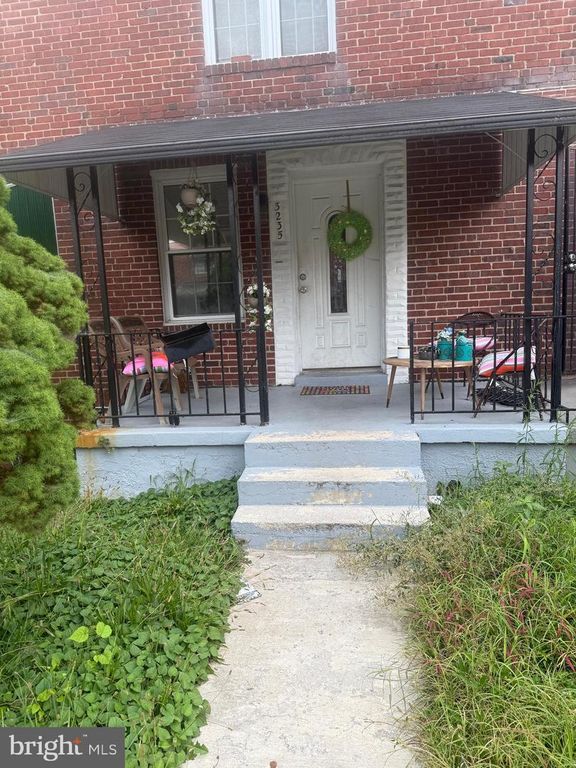 3235 KENTUCKY AVE, Baltimore, MD 21213