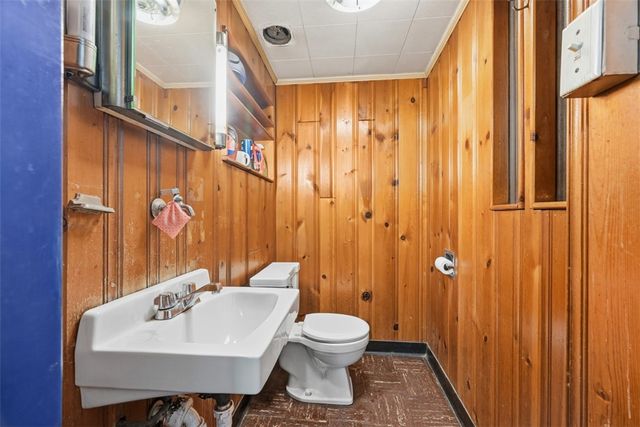 4225 Main St, Bloomfield, PA 15224