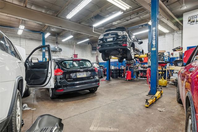 4225 Main St, Bloomfield, PA 15224