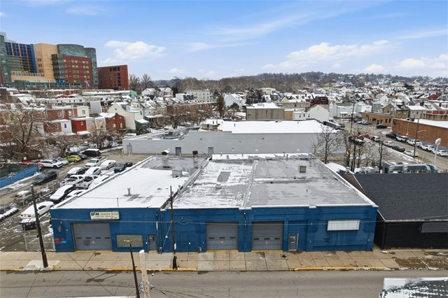 4225 Main St, Bloomfield, PA 15224