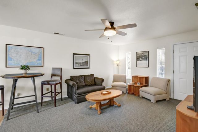 4013 Winters St, Sacramento, CA 95838