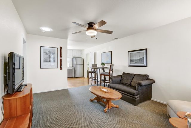 4013 Winters St, Sacramento, CA 95838
