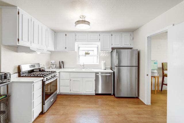 4013 Winters St, Sacramento, CA 95838