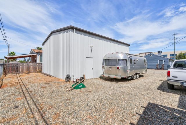 4013 Winters St, Sacramento, CA 95838