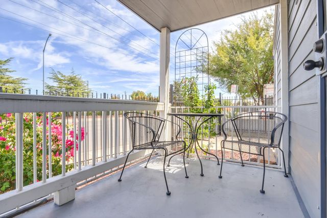 4013 Winters St, Sacramento, CA 95838