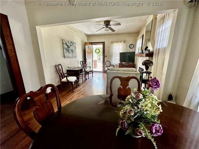 331 17th Street, Dunbar, WV 25064