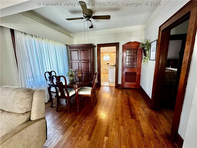 331 17th Street, Dunbar, WV 25064