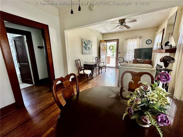 331 17th Street, Dunbar, WV 25064