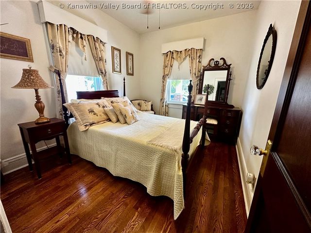 331 17th Street, Dunbar, WV 25064