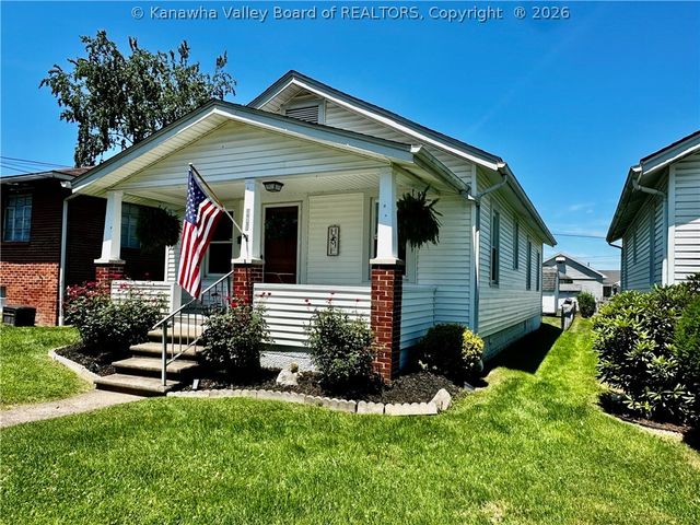 331 17th Street, Dunbar, WV 25064