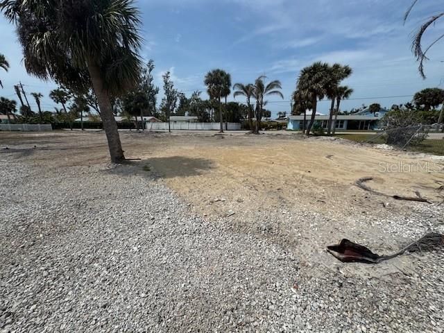 1285 HOLIDAY DRIVE, Englewood, FL 34223